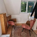 Ruhiges Haus Mit Whirlpool Fuer 5 Gaeste Nahe Messe Mit 3 Schlafzimmern Apartment