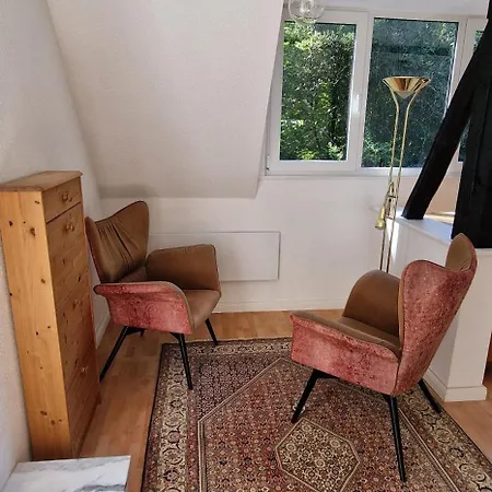 Ruhiges Haus Mit Whirlpool Fuer 5 Gaeste Nahe Messe Mit 3 Schlafzimmern Apartament