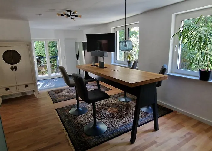 Apartmán Ruhiges Haus Mit Whirlpool Fuer 5 Gaeste Nahe Messe Mit 3 Schlafzimmern *