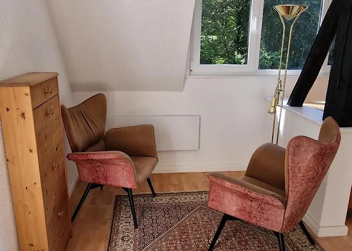 Ruhiges Haus Mit Whirlpool Fuer 5 Gaeste Nahe Messe Mit 3 Schlafzimmern Apartmán