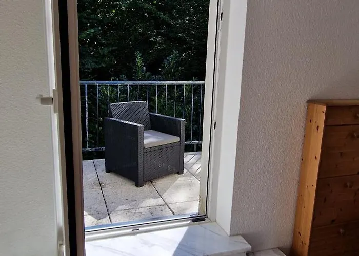 Ruhiges Haus Mit Whirlpool Fuer 5 Gaeste Nahe Messe Mit 3 Schlafzimmern Apartmán