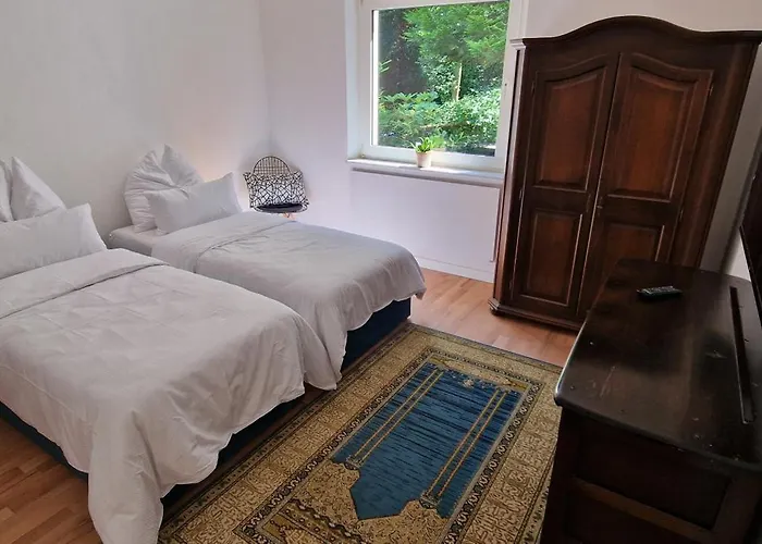 Ruhiges Haus Mit Whirlpool Fuer 5 Gaeste Nahe Messe Mit 3 Schlafzimmern Apartman Essen