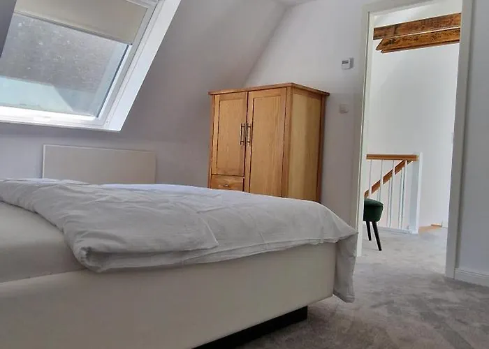 Ruhiges Haus Mit Whirlpool Fuer 5 Gaeste Nahe Messe Mit 3 Schlafzimmern Lejlighed Essen