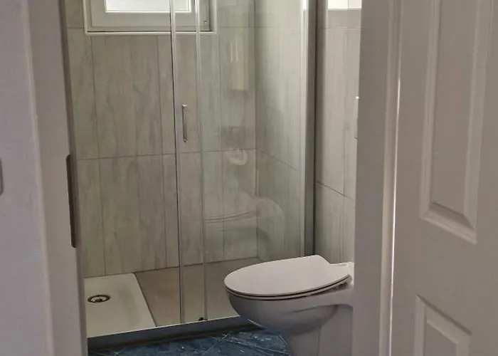 Ruhiges Haus Mit Whirlpool Fuer 5 Gaeste Nahe Messe Mit 3 Schlafzimmern Apartman