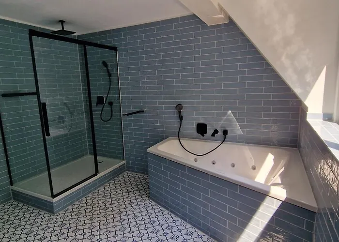 Apartman Ruhiges Haus Mit Whirlpool Fuer 5 Gaeste Nahe Messe Mit 3 Schlafzimmern