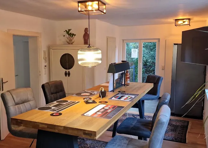 Apartman Ruhiges Haus Mit Whirlpool Fuer 5 Gaeste Nahe Messe Mit 3 Schlafzimmern